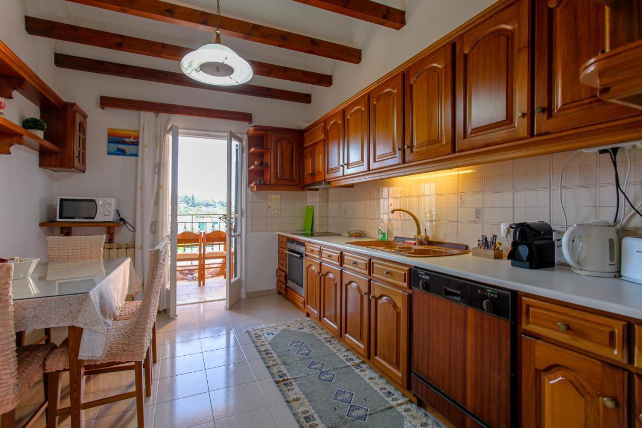 Matula'S Home Kassiopi Ngoại thất bức ảnh