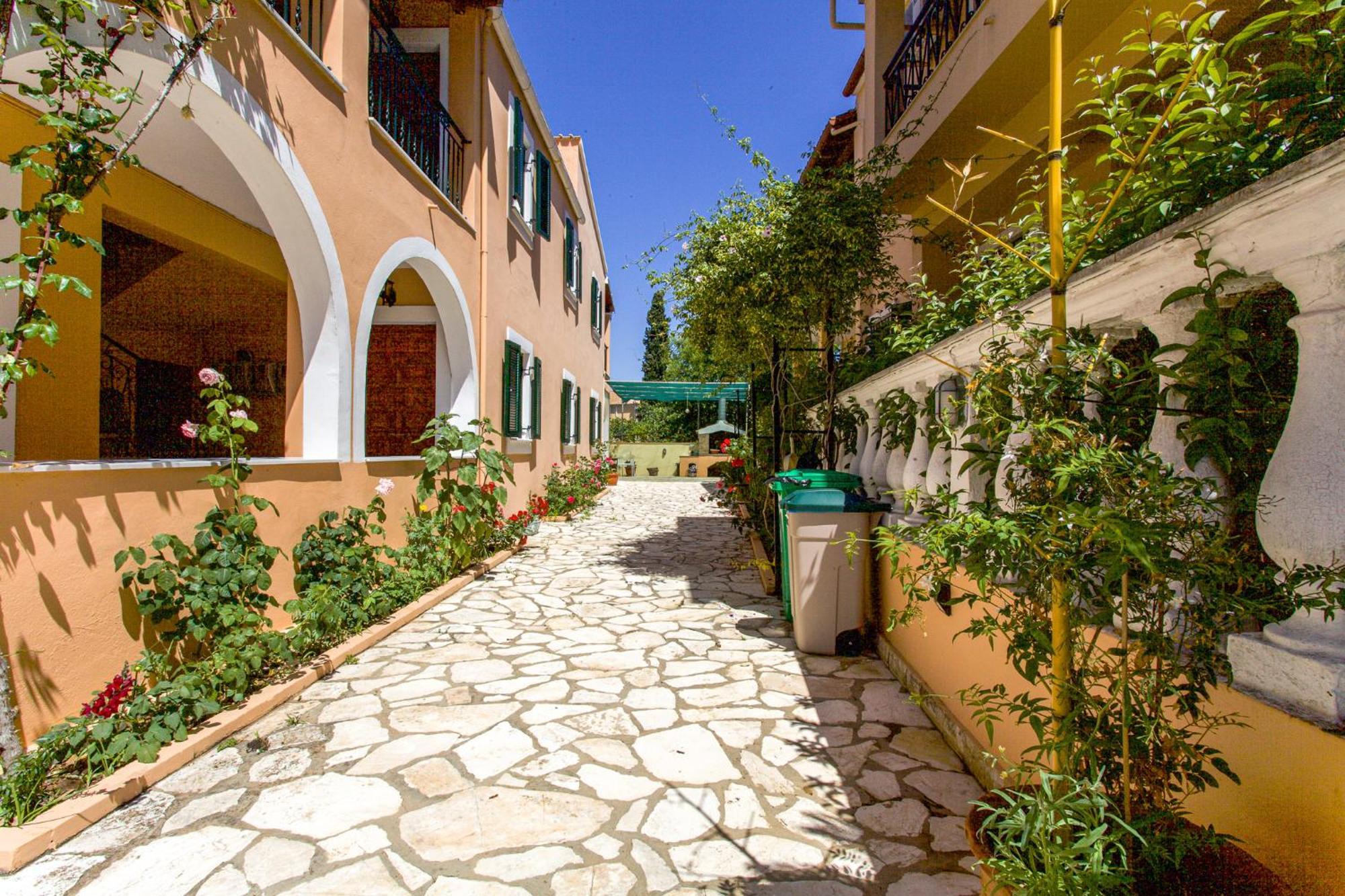 Matula'S Home Kassiopi Ngoại thất bức ảnh